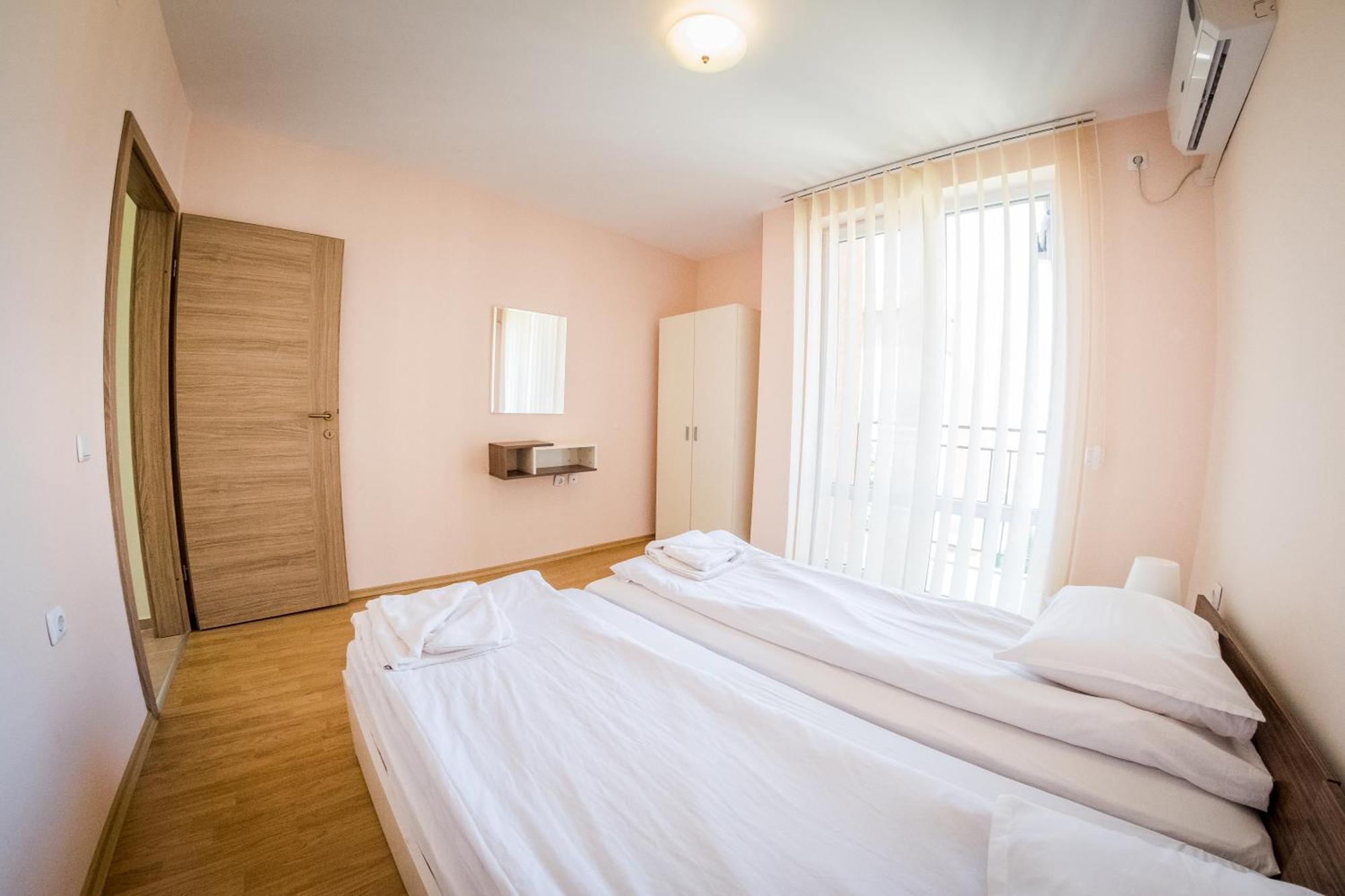 Nessebar And Holiday Fort Apartments Sunny Beach Exterior foto